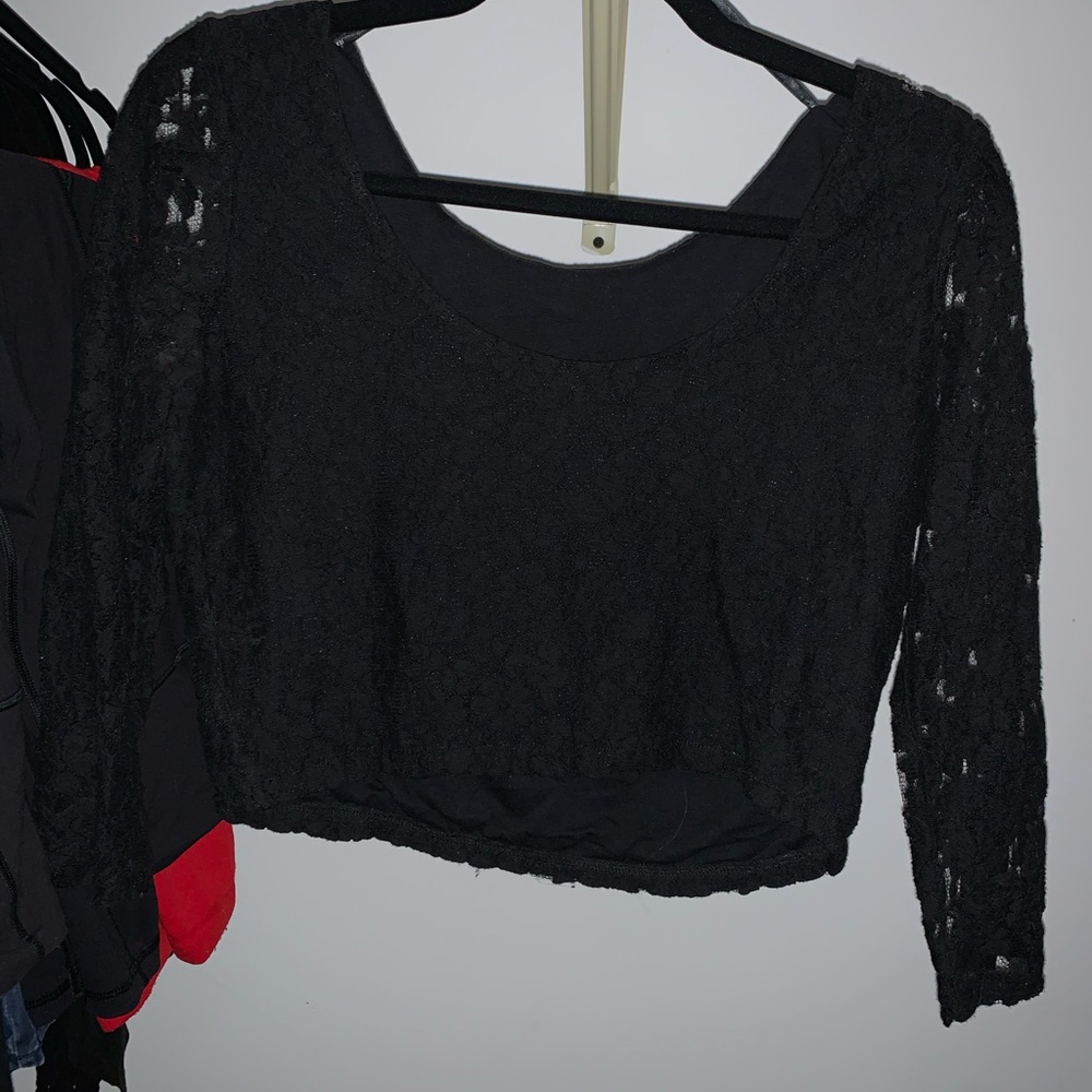 Crop Top.